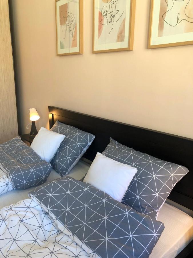 Quince Apartment-Free Parking-City Center Белград Екстер'єр фото